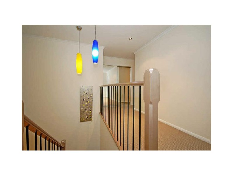 72 Brisbane Corso, Fairfield QLD 4103