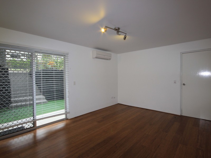 4/223 Beaudesert Road, Moorooka QLD 4105