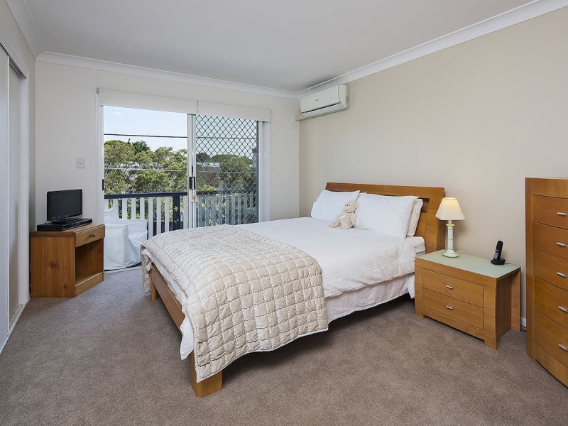 23 Brougham Street, Fairfield QLD 4103