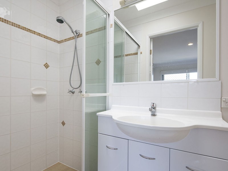 23 Brougham Street, Fairfield QLD 4103