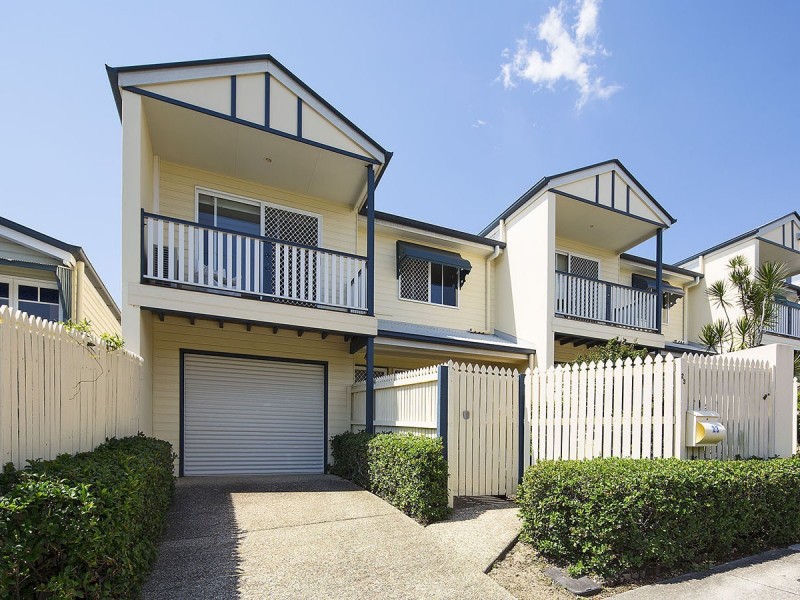 23 Brougham Street, Fairfield QLD 4103