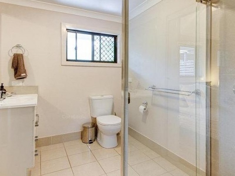 Unit 1/15 Clara Street, Annerley QLD 4103