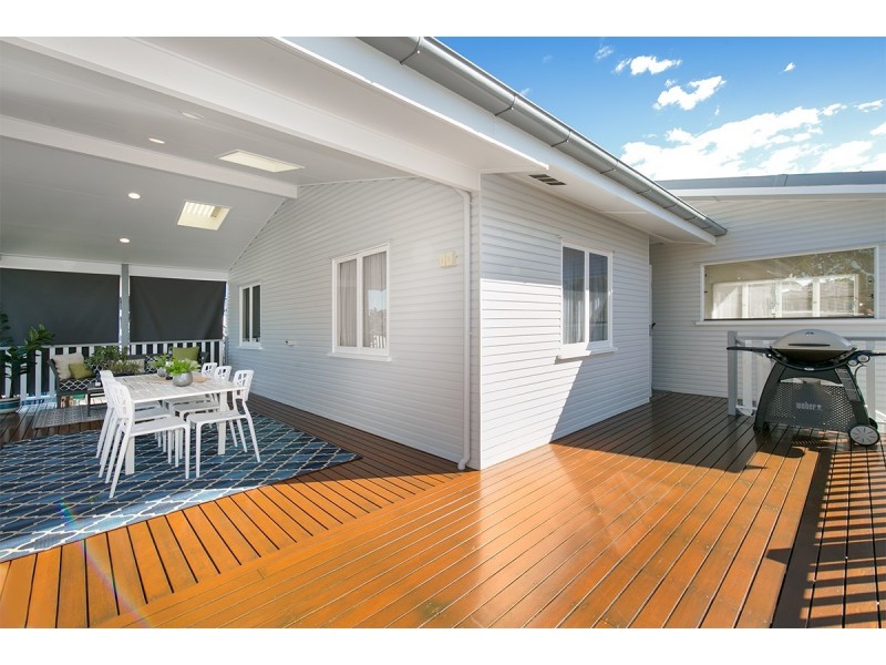 16 Diane Street, Yeronga QLD 4104