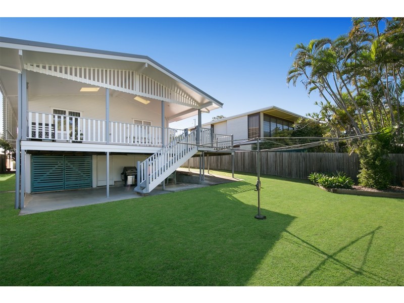 16 Diane Street, Yeronga QLD 4104