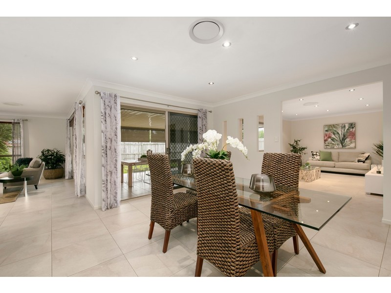 15 Bridgewater Close, Drewvale QLD 4116