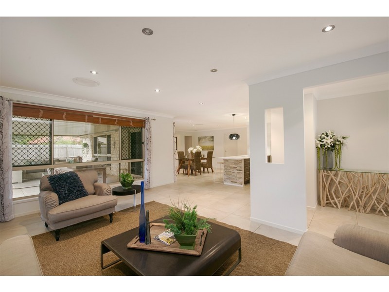 15 Bridgewater Close, Drewvale QLD 4116