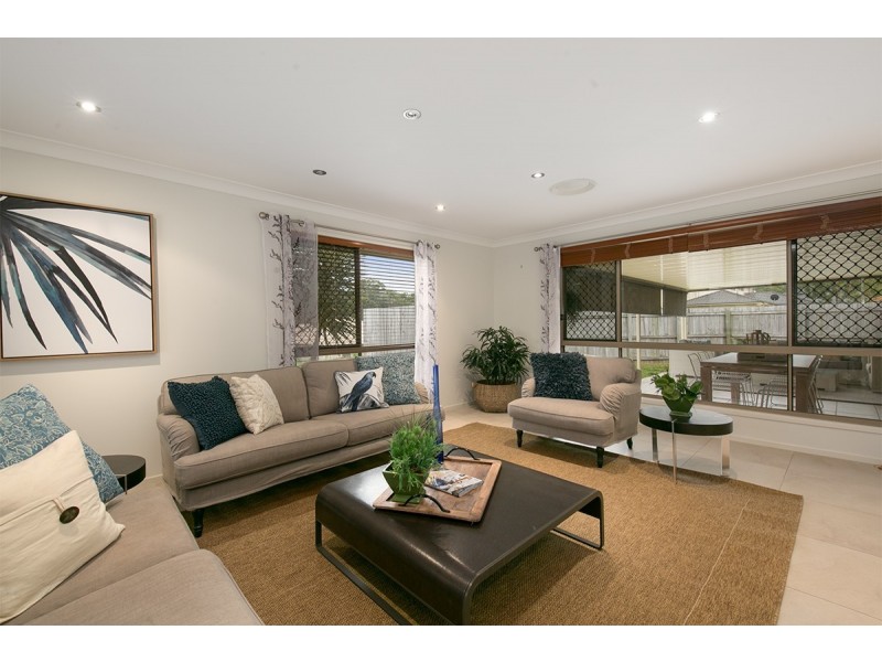 15 Bridgewater Close, Drewvale QLD 4116