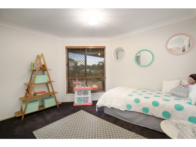 15 Bridgewater Close, Drewvale QLD 4116