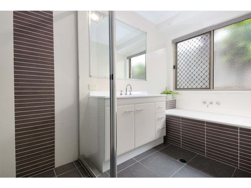 15 Bridgewater Close, Drewvale QLD 4116