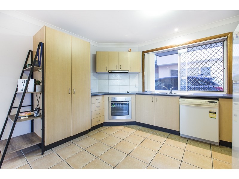 2/126 Gainsborough Street, Moorooka QLD 4105