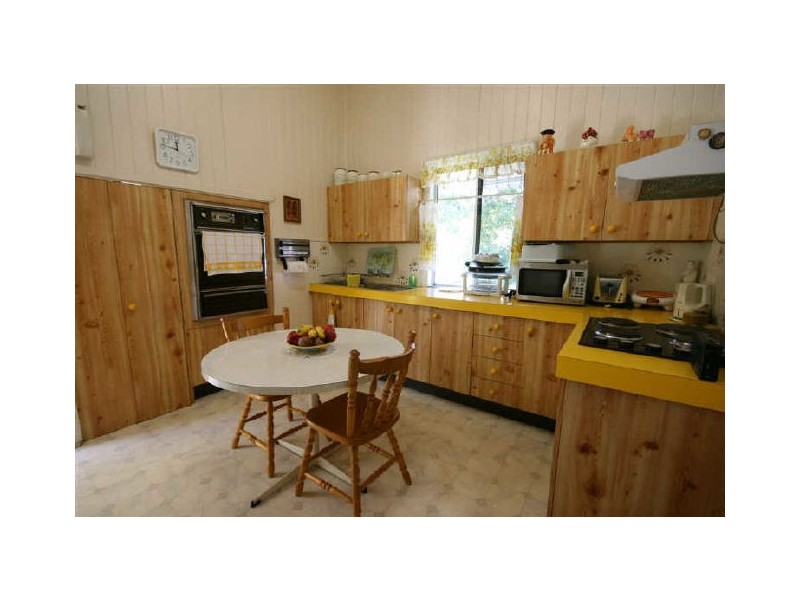 11 Delville Avenue, Moorooka QLD 4105