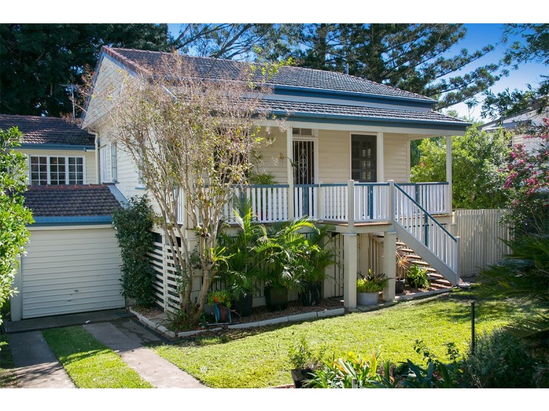 61 Turner Avenue, Fairfield QLD 4103