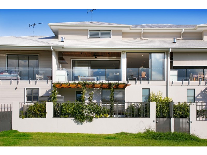 2/11 Simon Street, Yeronga QLD 4104