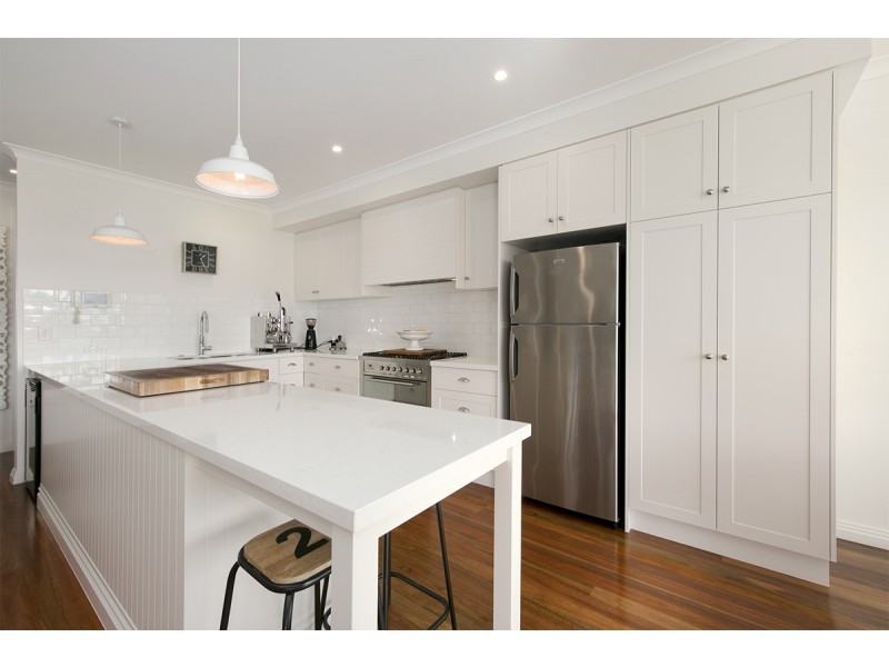 2/11 Simon Street, Yeronga QLD 4104