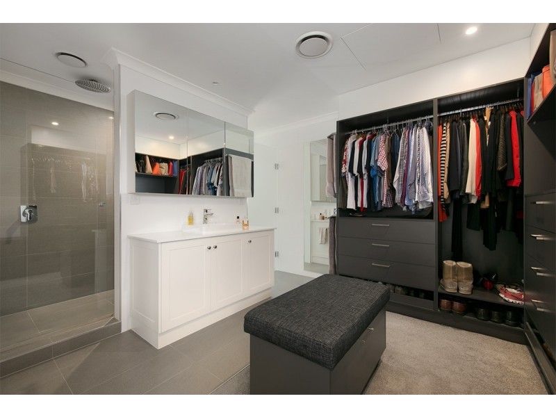 2/11 Simon Street, Yeronga QLD 4104