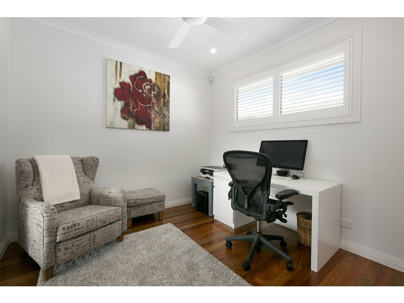 2/11 Simon Street, Yeronga QLD 4104