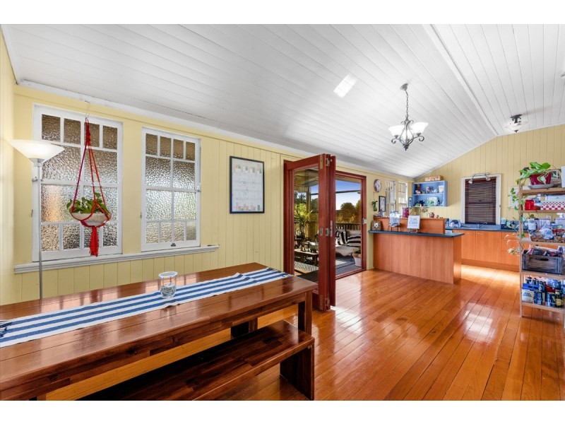 62 Devon Street, Annerley QLD 4103