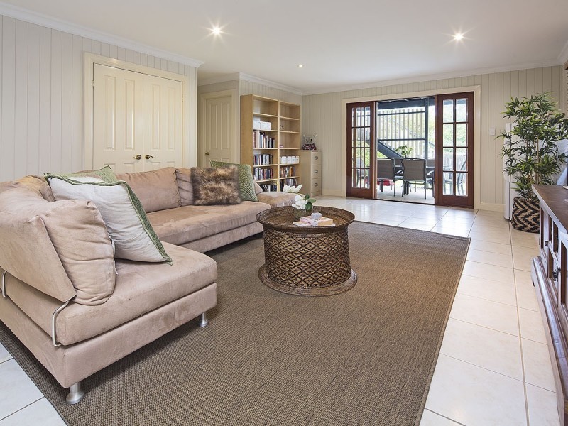 42 Soden Street, Yeerongpilly QLD 4105