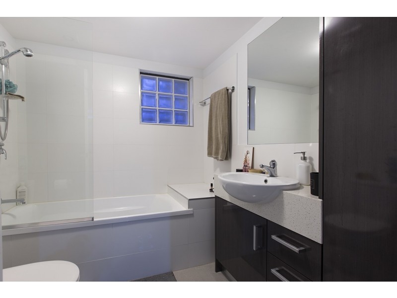 1/101 Chaucer Street, Moorooka QLD 4105