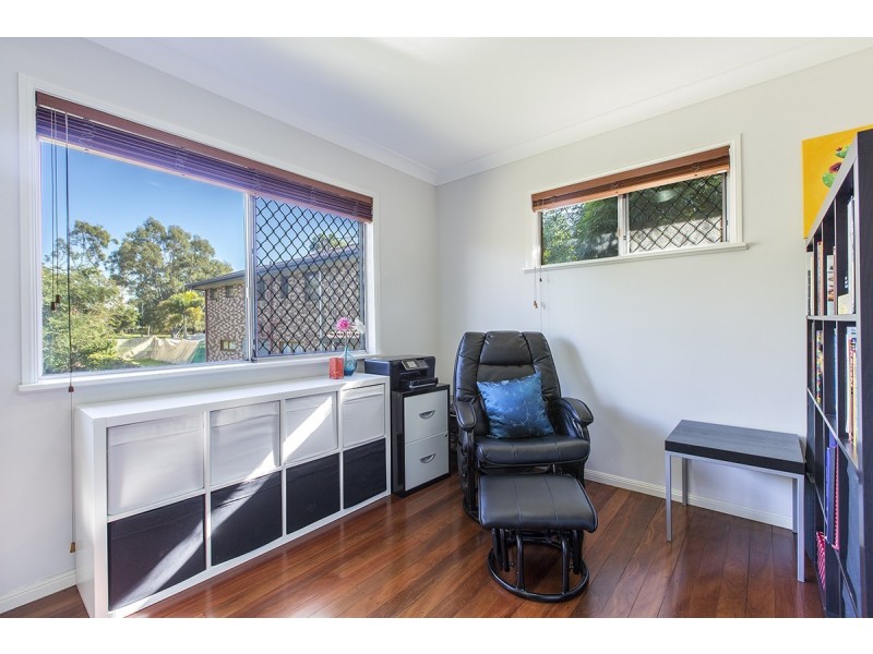 121 Home Street, Fairfield QLD 4103