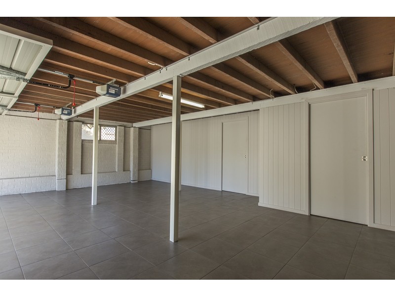 121 Home Street, Fairfield QLD 4103