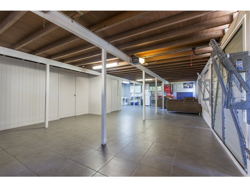 121 Home Street, Fairfield QLD 4103