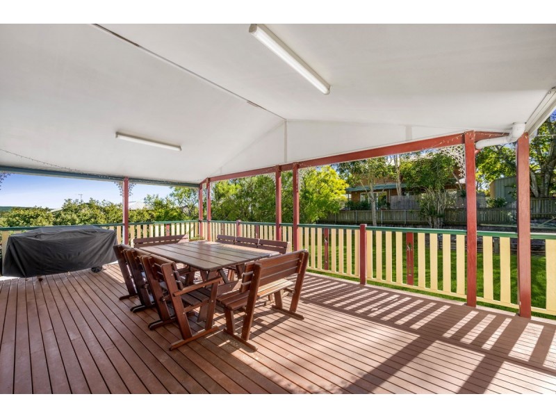 12 Swansea Street, Annerley QLD 4103