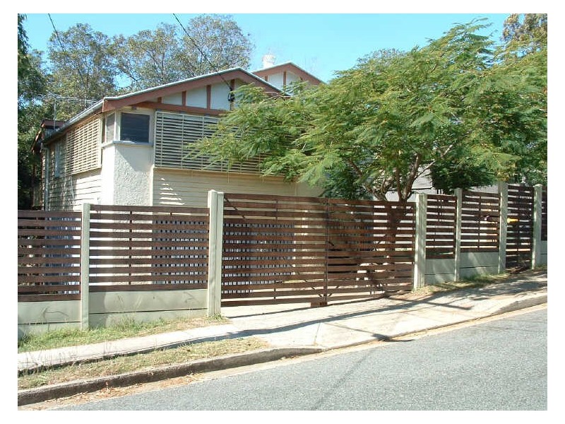 68 Frederick Street, Annerley QLD 4103