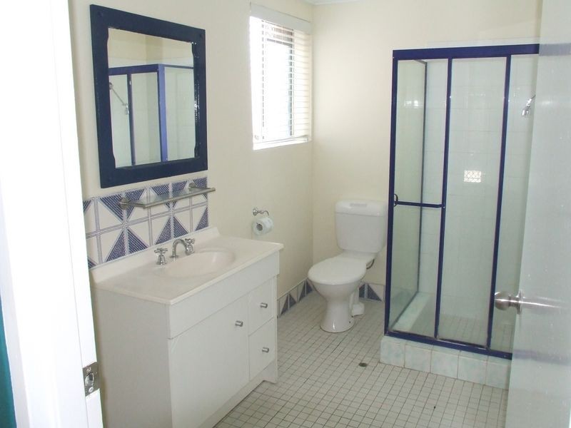 2/43 Victoria Street, Fairfield QLD 4103