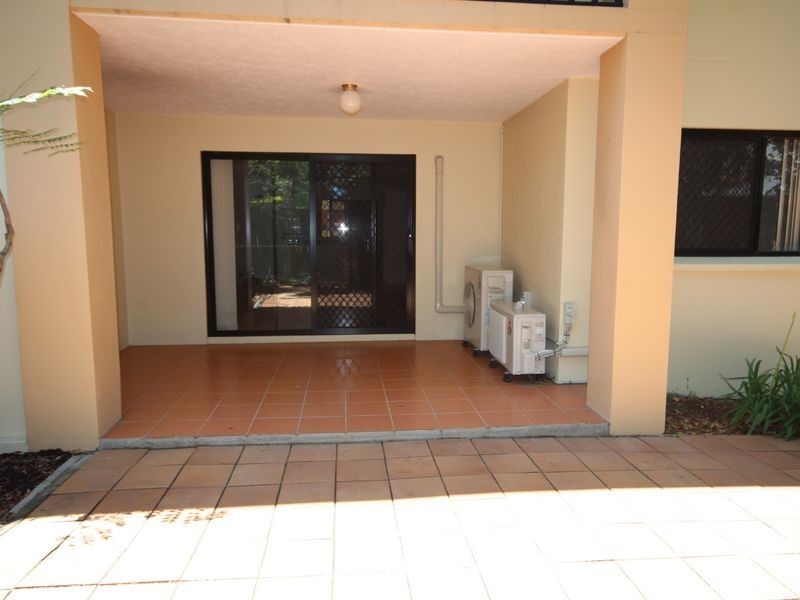 1/21 Regent Street, Woolloongabba QLD 4102