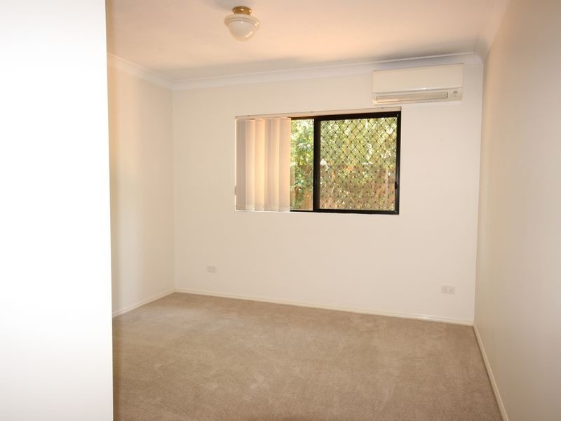 1/21 Regent Street, Woolloongabba QLD 4102