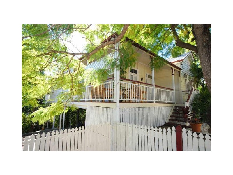 23 Kintore Street, Annerley QLD 4103