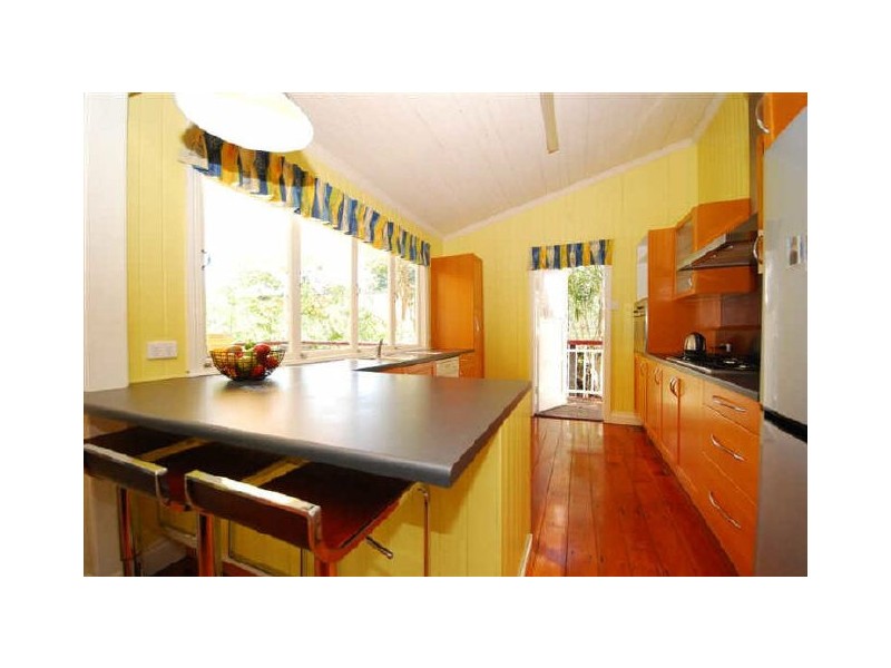 23 Kintore Street, Annerley QLD 4103