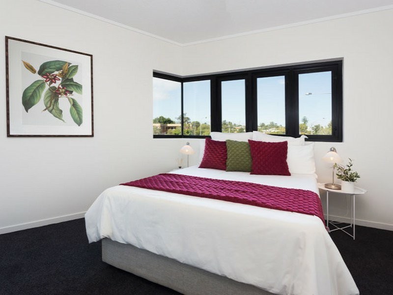 62 Shottery Street, Yeronga QLD 4104