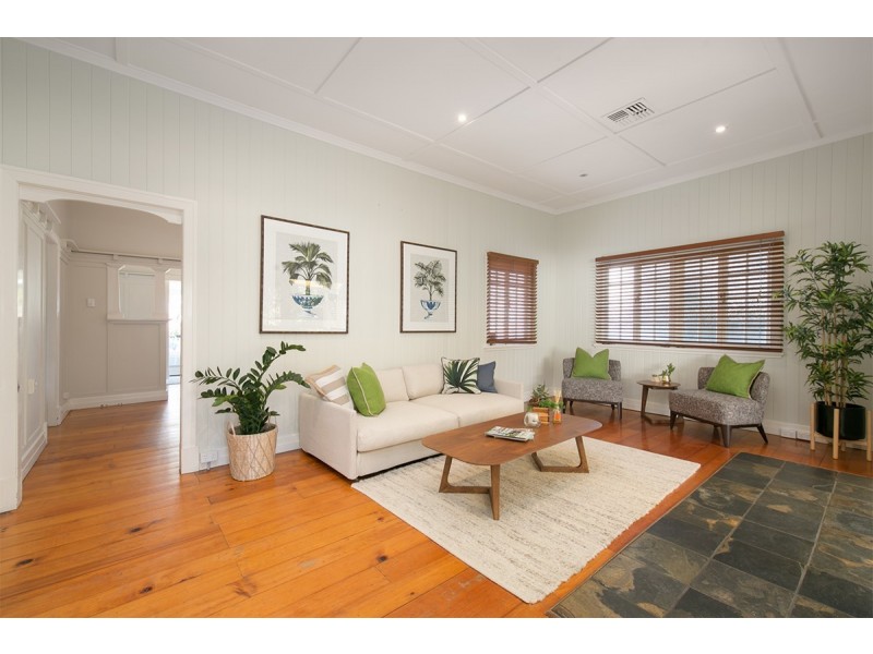 50 Livingstone Street, Yeerongpilly QLD 4105