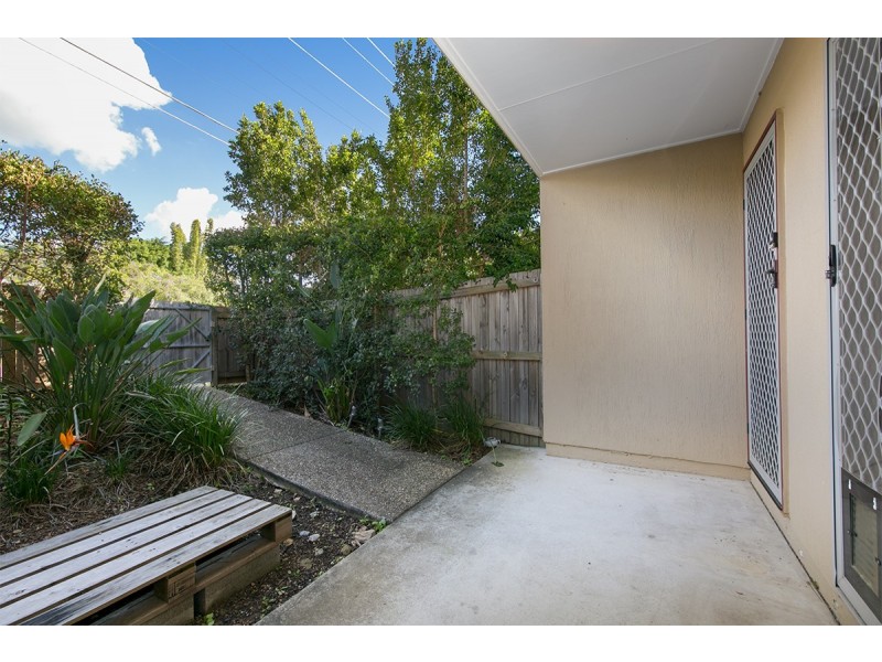 2/1 Victoria Street, Fairfield QLD 4103