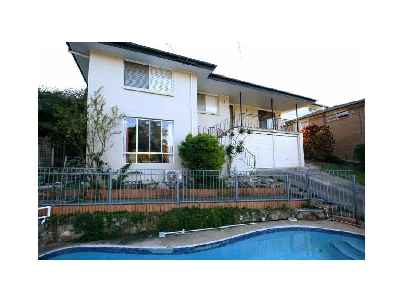 30 Hillock Street, Coorparoo QLD 4151