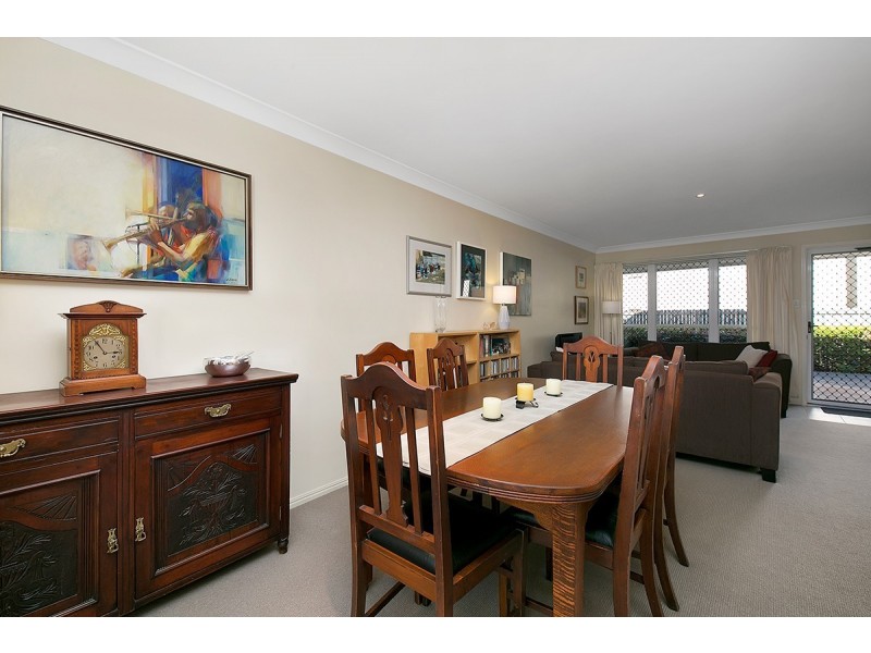 2/117 Ekibin Road, Annerley QLD 4103