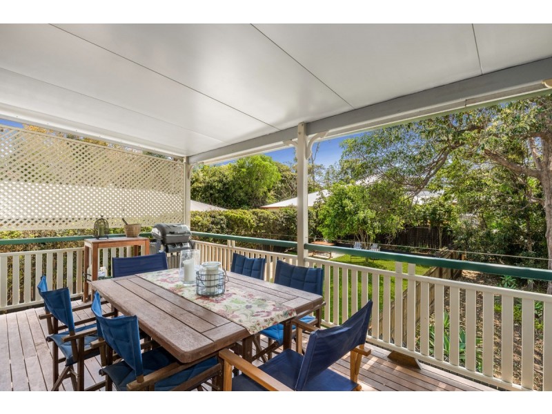 16 Wattle Avenue, Yeerongpilly QLD 4105