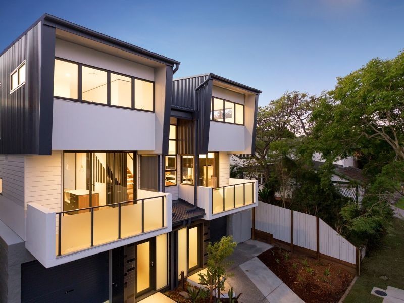 2/37 Latimer Street, Holland Park QLD 4121