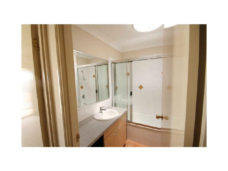 9/90 Chester Road, Annerley QLD 4103