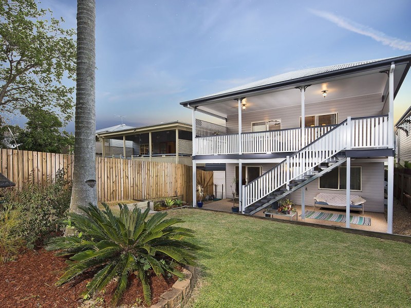 23 Frank Street, Norman Park QLD 4170