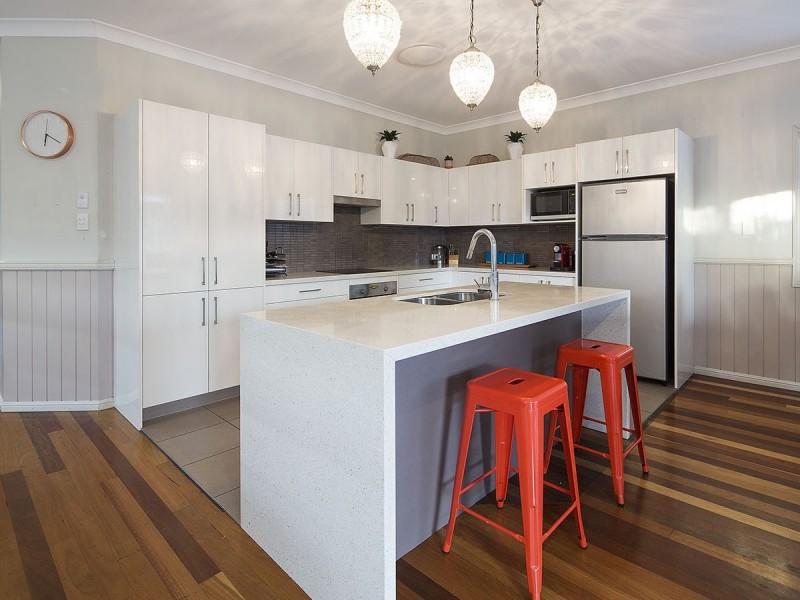 23 Frank Street, Norman Park QLD 4170