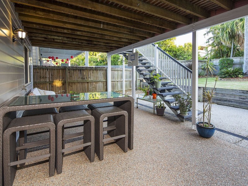 23 Frank Street, Norman Park QLD 4170