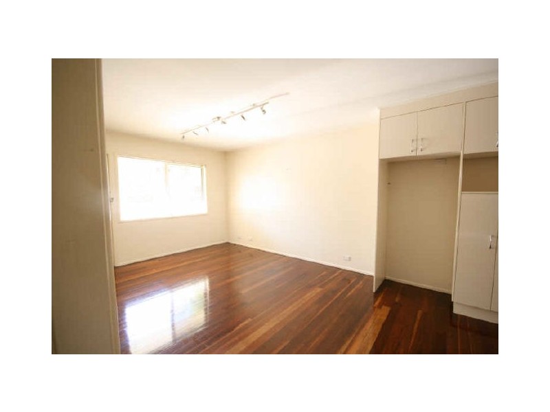 5/11 Harewood Street, Annerley QLD 4103