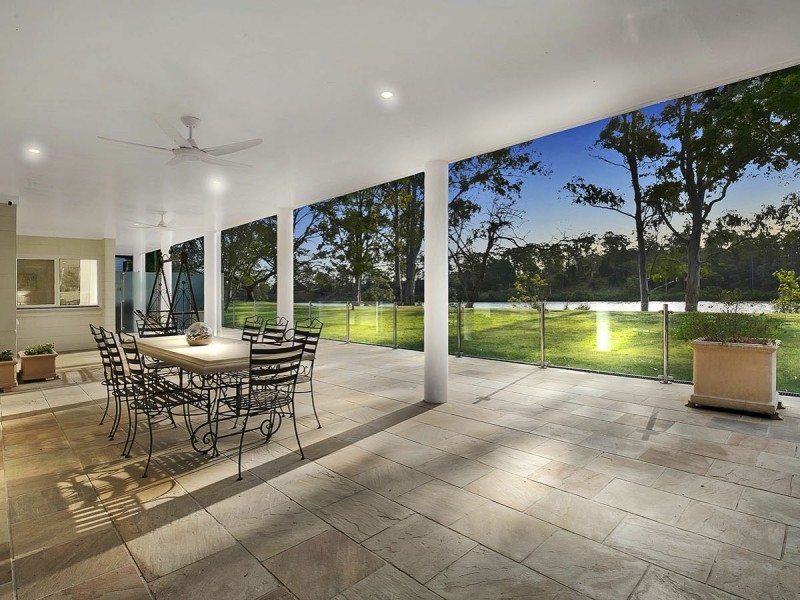 10 Aranui Street, Yeronga QLD 4104