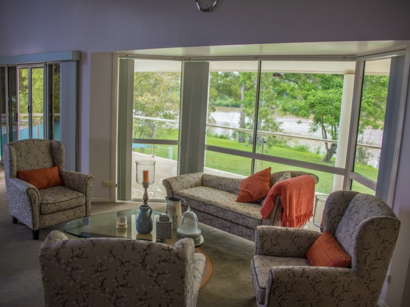 10 Aranui Street, Yeronga QLD 4104