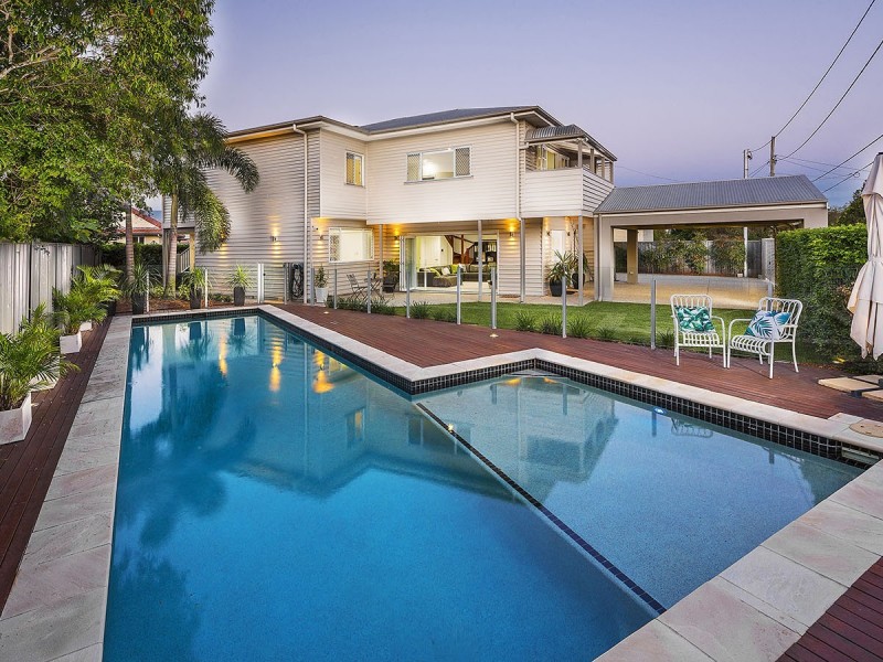 127 Victoria Street, Fairfield QLD 4103