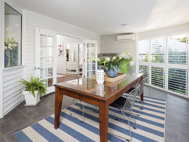 127 Victoria Street, Fairfield QLD 4103