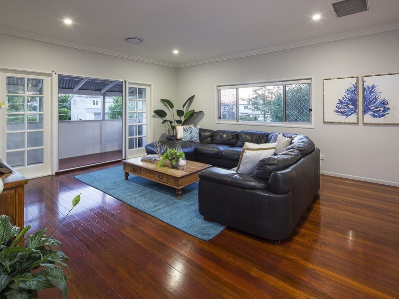 127 Victoria Street, Fairfield QLD 4103